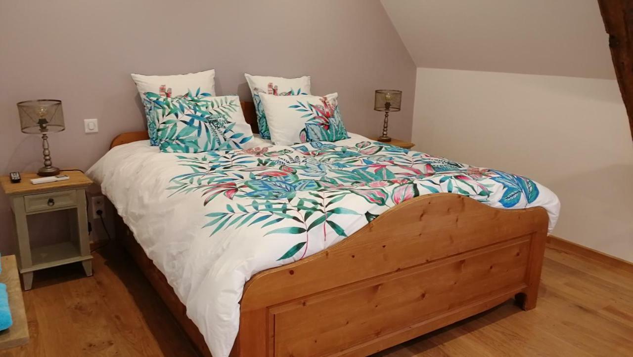 L'Amalgam' Bed & Breakfast Ainay-le-Vieil Luaran gambar