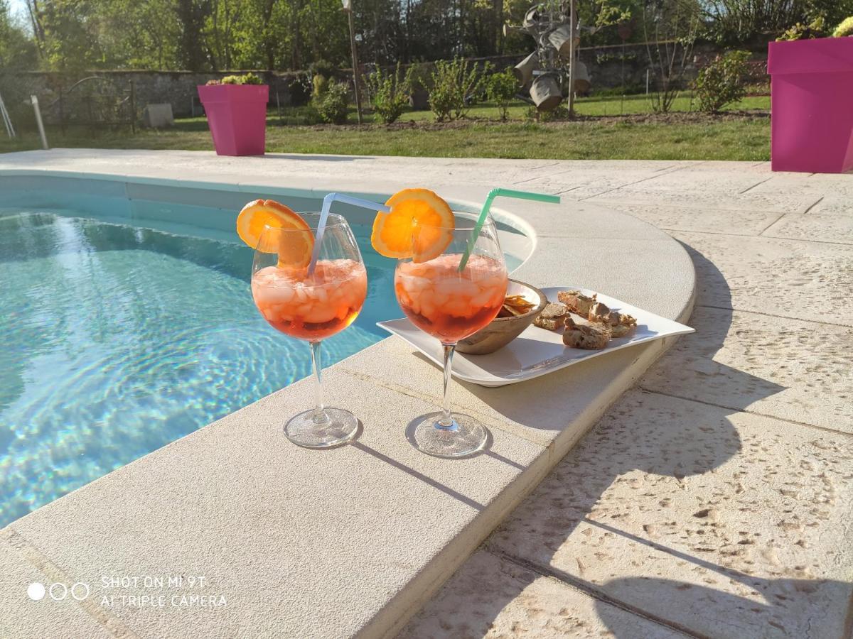L'Amalgam' Bed & Breakfast Ainay-le-Vieil Luaran gambar